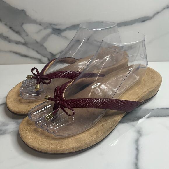 Vionic Women's Maroon Reptile Bow Orthotic Comfort Thong Bella II Sandals Sz 8 - Picture 3 of 5
